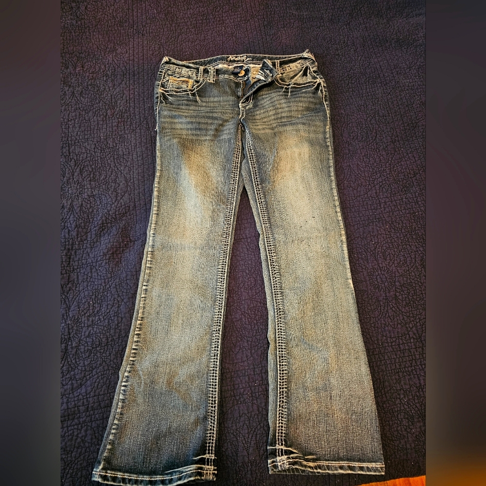 Boot cut jeans